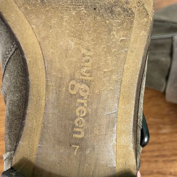 Paul Green Taupe/Gray Suede Buckle Ankle Boots stamped size 7eu or 9.5 us - Picture 8 of 9